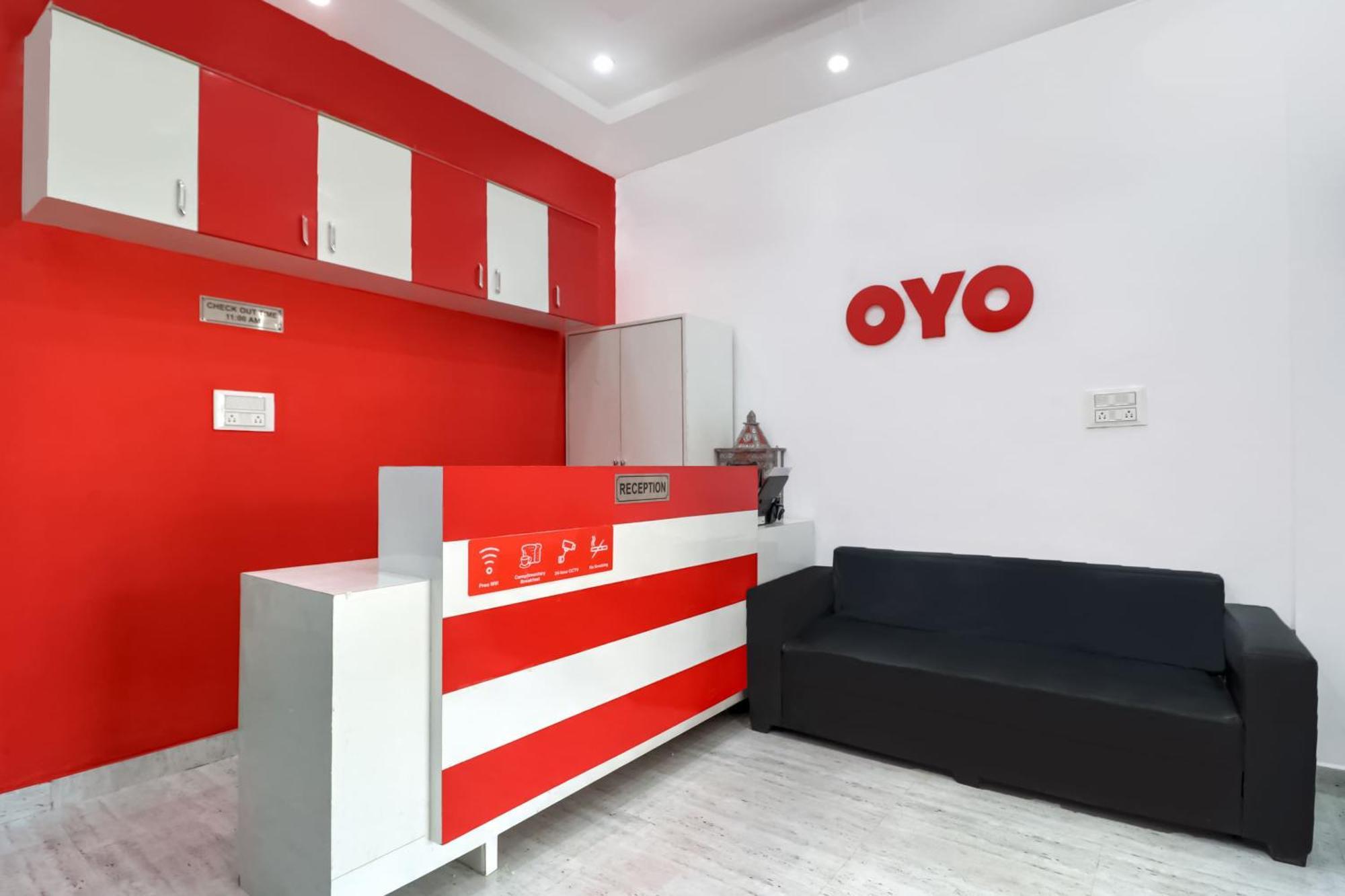 Hotel O 71370 White House Garhi Harsaru المظهر الخارجي الصورة